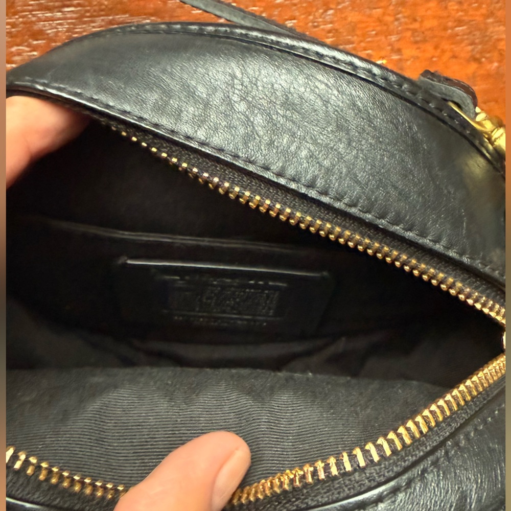 Coach Black Round Leather Crossbody Bag with Gold Hardware - Picture 4 of 5